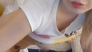 花臂纹身冷艳外围美女 短裙黑丝里面没穿内裤 服务周到磨菊花 口硬翘起大屁股后入